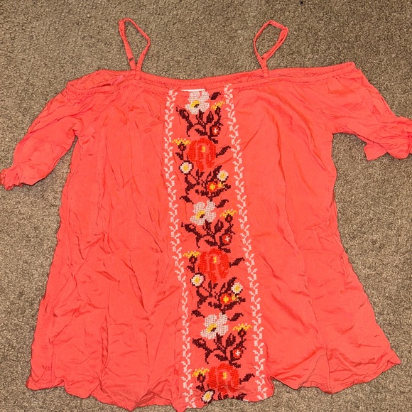 🦄6 items for $20 🦄
 2 girls Tops - Picture 2 of 7